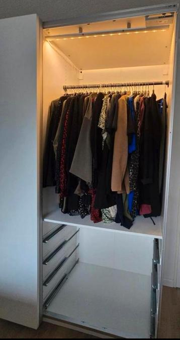 IKEA HASVIK Schuifdeuren wit voor PAX kast 2m - afbeelding 3 IKEA HASVIK Schuifdeuren wit voor PAX kast 2m - afbeelding 3