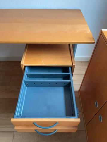 Buro, ladeblok en wandkast - afbeelding 2 Buro, ladeblok en wandkast - afbeelding 2