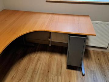 *bijna gratis* IKEA Effektiv hoekbureau - afbeelding 3 *bijna gratis* IKEA Effektiv hoekbureau - afbeelding 3