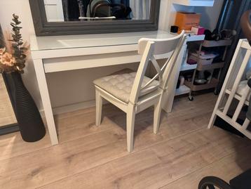 Ikea malm makeup tafel/bureau met glasplaat - afbeelding 2 Ikea malm makeup tafel/bureau met glasplaat - afbeelding 2