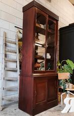 Antieke/Vintage houten winkelkast, houten museumkast