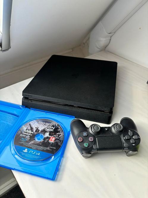 PlayStation 4 Slim + Controller + COD MODERN WARFARE, Spelcomputers en Games, Spelcomputers | Sony PlayStation 4, Zo goed als nieuw