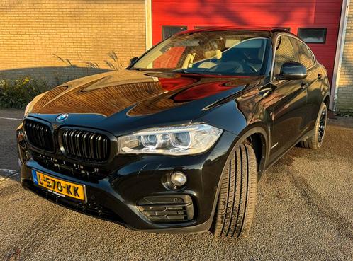 BMW X6 (f16) Xdrive50i 450pk Aut. 2015 Zwart, Auto's, BMW, Particulier, ABS, Airconditioning, Alarm, Bluetooth, Cruise Control