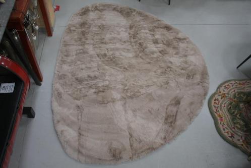 Zacht vloerkleed Comfy Stone Fabriq TAUPE fluffy 230x160 cm, Huis en Inrichting, Stoffering | Tapijten en Kleden, Zo goed als nieuw