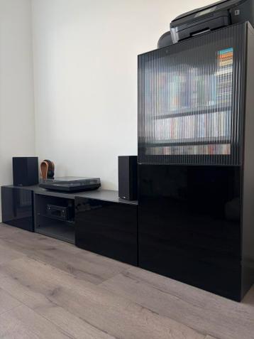IKEA BESTÅ tv-opbergcombinatie – zwart – zo goed als nieuw - afbeelding 1 IKEA BESTÅ tv-opbergcombinatie – zwart – zo goed als nieuw - afbeelding 1