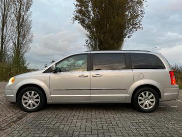 Grand Voyager 2.8 Crd Stow n Go Aut M'2009 Nav 7pers Inr Mog