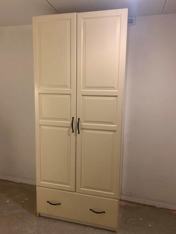 Grote kledingkast (ikea pax kast) - afbeelding 1 Grote kledingkast (ikea pax kast) - afbeelding 1