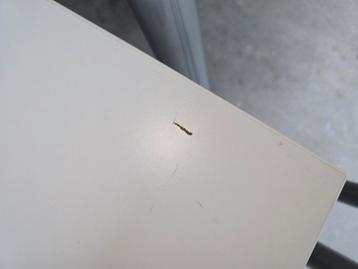 Ikea Galant Bureau - Stevig en Praktisch! - afbeelding 7 Ikea Galant Bureau - Stevig en Praktisch! - afbeelding 7