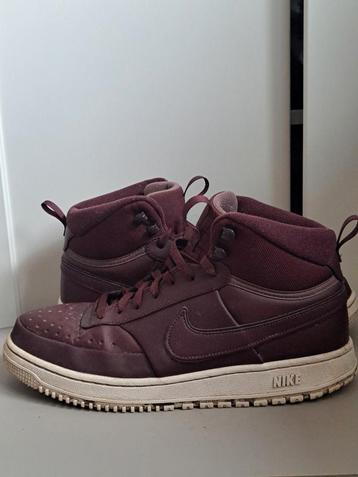 nike maat 25