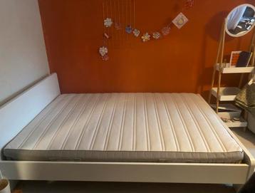 Ikea bedframe wit + matras 140x200 - afbeelding 2 Ikea bedframe wit + matras 140x200 - afbeelding 2