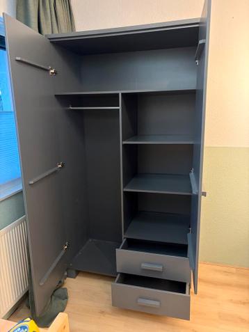 Woood Dennis houten kledingkast - grijs - afbeelding 2 Woood Dennis houten kledingkast - grijs - afbeelding 2