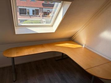 hoekbureau ikea kleur beuken - afbeelding 2 hoekbureau ikea kleur beuken - afbeelding 2