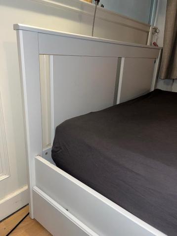 IKEA Songesand bed bedframe 140x200 - afbeelding 4 IKEA Songesand bed bedframe 140x200 - afbeelding 4