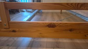 IKEA TARVA 160*200cm Bedframe Grenen - Goede Staat - afbeelding 4 IKEA TARVA 160*200cm Bedframe Grenen - Goede Staat - afbeelding 4