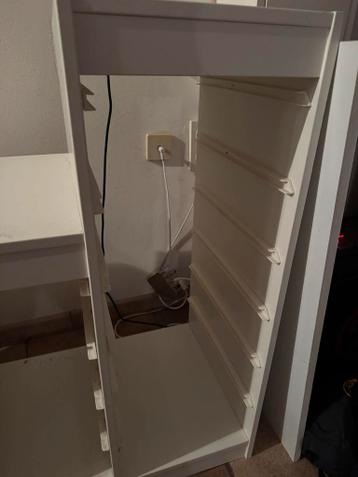 IKEA BESTÅ kasten – set van 3 (wit) - afbeelding 2 IKEA BESTÅ kasten – set van 3 (wit) - afbeelding 2