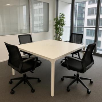2x IKEA BEKANT vergadertafel/burea - afbeelding 1 2x IKEA BEKANT vergadertafel/burea - afbeelding 1