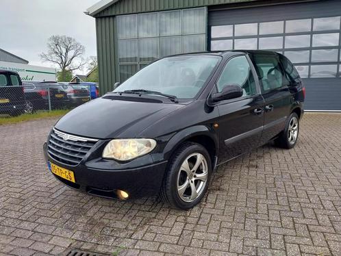Chrysler Voyager 2.4i SE Luxe ! 7 SEATER !, Auto's, Chrysler, Bedrijf, Te koop, Voyager, ABS, Airbags, Airconditioning, Centrale vergrendeling