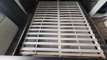 IKEA BEDFRAME incl lattenbodem - afbeelding 3 IKEA BEDFRAME incl lattenbodem - afbeelding 3