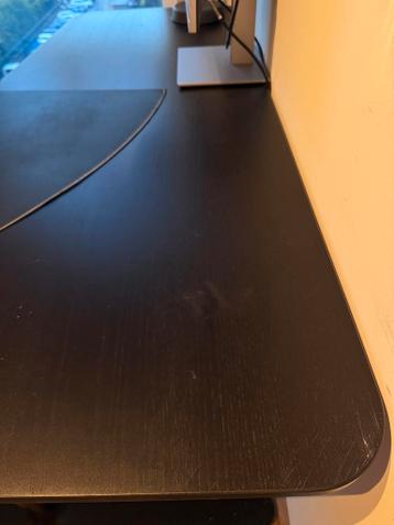 Ikea Bekant Hoekbureau Zwart met Accessoires - afbeelding 7 Ikea Bekant Hoekbureau Zwart met Accessoires - afbeelding 7