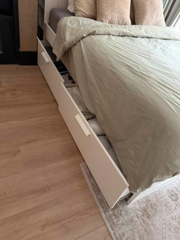 Bedframe met hoofdbord & lattenbodem - afbeelding 2 Bedframe met hoofdbord & lattenbodem - afbeelding 2