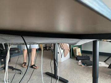 1 Elektrisch IKEA Bekant Sta/zit bureau 160x80 - afbeelding 16 1 Elektrisch IKEA Bekant Sta/zit bureau 160x80 - afbeelding 16