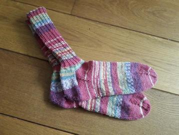 Gebreide sokken van sokkenwol. Maat 38/39