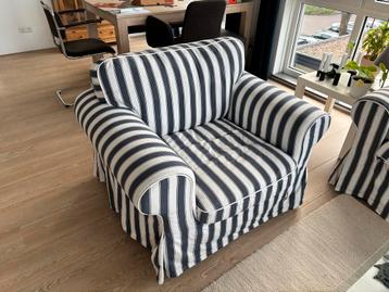 IKEA Ektorp Fauteuil - Blauw/Wit Gestreept - afbeelding 2 IKEA Ektorp Fauteuil - Blauw/Wit Gestreept - afbeelding 2