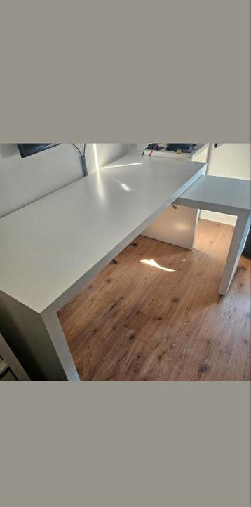 IKEA MALM Bureau met Uittrekbaar Blad - Wit 151 cm - afbeelding 1 IKEA MALM Bureau met Uittrekbaar Blad - Wit 151 cm - afbeelding 1