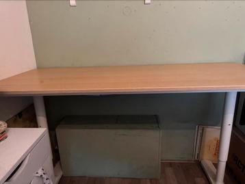 Ikea bureau Bekant - afbeelding 2 Ikea bureau Bekant - afbeelding 2