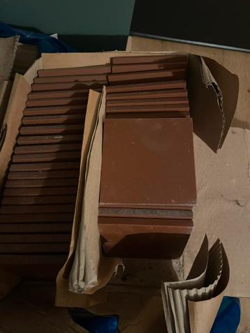 Tegels 10x10 cm, gratis af te halen
