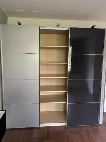 Ikea Pax kast met Verlichting - afbeelding 5 Ikea Pax kast met Verlichting - afbeelding 5