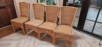 4 rieten stoelen in goede staat