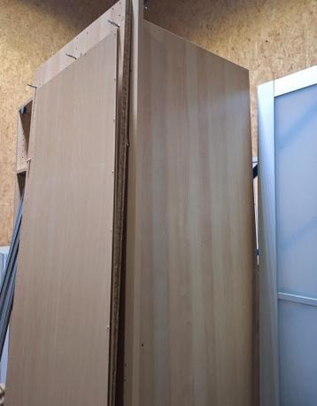 IKEA Pax kast met schuifdeuren - afbeelding 11 IKEA Pax kast met schuifdeuren - afbeelding 11