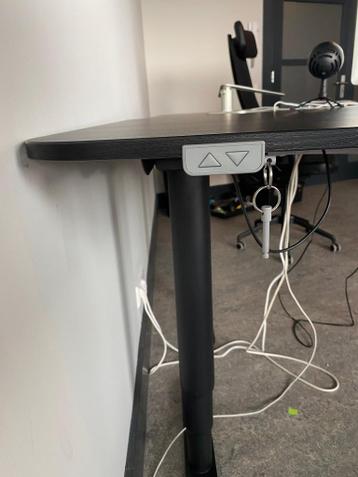 1 Elektrisch IKEA Bekant Sta/zit bureau 160x80 - afbeelding 17 1 Elektrisch IKEA Bekant Sta/zit bureau 160x80 - afbeelding 17