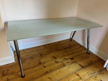 gratis Galant bureau - afbeelding 1 gratis Galant bureau - afbeelding 1