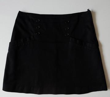 Zwarte rok H&M met 2 grote zakken, maat 42 (40)