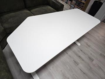 Ikea bekant bureau wit voor €40,- - afbeelding 2 Ikea bekant bureau wit voor €40,- - afbeelding 2