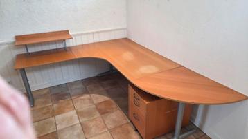 IKEA Efffektiv bureau met verrijdbaar bureauladekast - afbeelding 3 IKEA Efffektiv bureau met verrijdbaar bureauladekast - afbeelding 3