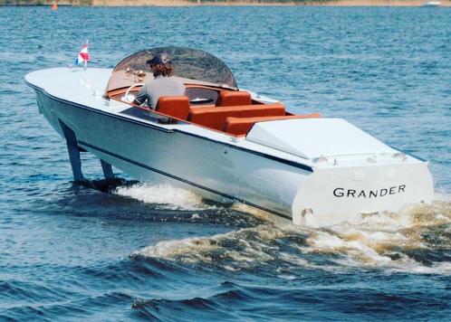 Volga Draagvleugelboot hydrofoil Aluminium speedboot, Watersport en Boten, Speedboten, Zo goed als nieuw, 6 meter of meer, Benzine