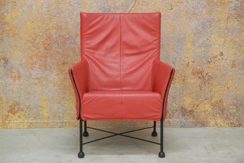 ZGANieuw! rode leren Montis Charly design fauteuil!, Huis en Inrichting, Fauteuils, Zo goed als nieuw, Leer, Metaal, 50 tot 75 cm