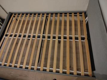 IKEA SLATTUM 140x200 bedframe - afbeelding 3 IKEA SLATTUM 140x200 bedframe - afbeelding 3