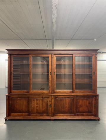 Engelse Ben Lamers boekenkast – Handgemaakt – - afbeelding 5 Engelse Ben Lamers boekenkast – Handgemaakt – - afbeelding 5