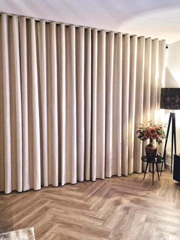 Tochtwerend 100% blackout velours beige gordijnen op maat