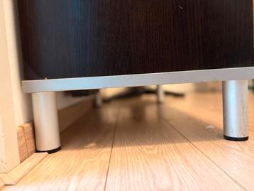 Gratis IKEA Effektiv kast - Zelf ophalen incl 2 trappen! - afbeelding 7 Gratis IKEA Effektiv kast - Zelf ophalen incl 2 trappen! - afbeelding 7