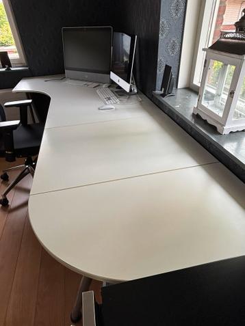 Wit Ikea Galant hoek bureau - afbeelding 4 Wit Ikea Galant hoek bureau - afbeelding 4