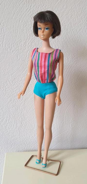 Vintage Barbie pip AG brunette met originele outfit 