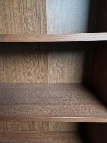 Ikea Billy Boekenkast donkerbruin met extra opzetstuk - afbeelding 7 Ikea Billy Boekenkast donkerbruin met extra opzetstuk - afbeelding 7