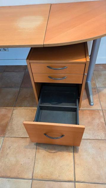 IKEA Efffektiv bureau met verrijdbaar bureauladekast - afbeelding 7 IKEA Efffektiv bureau met verrijdbaar bureauladekast - afbeelding 7