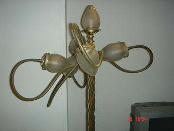 LAMP MET FLEXIBLE ARMEN (UNIEK MAAR 1 EXEMPLAAR )