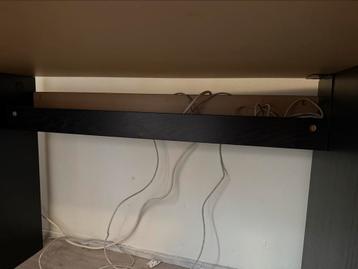 IKEA MALM bureau zwart - geen gebruikerssporen - 140 x 65 cm - afbeelding 3 IKEA MALM bureau zwart - geen gebruikerssporen - 140 x 65 cm - afbeelding 3